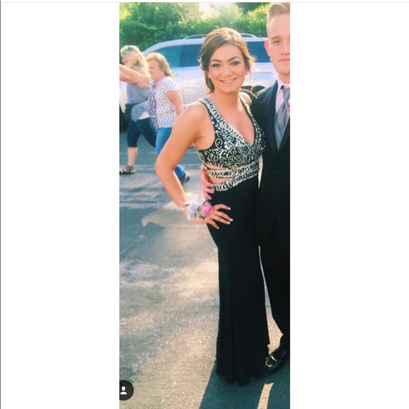 PROM DRESS!!! - Picture 3 of 4